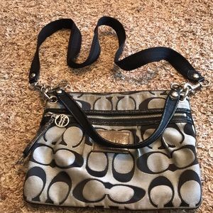 Coach Poppy Crossbody